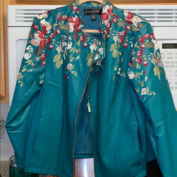 Jackets & Blazers - Embroidered green leather jacket